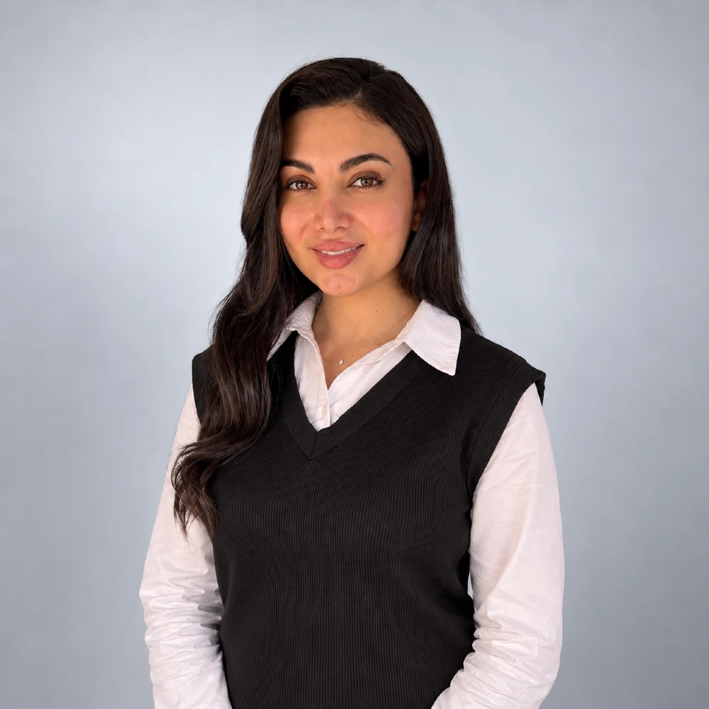 Portrait of Dana, Media Strategy Manager for APAC and MENA at OOH Global.